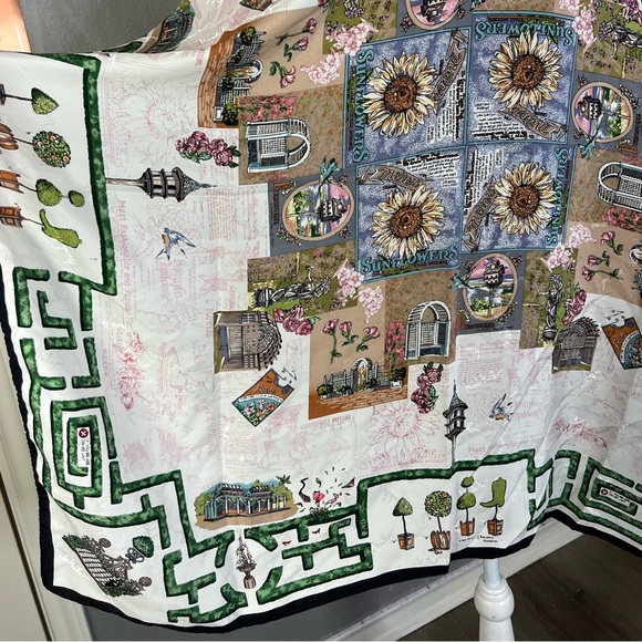 90s silk large scarf 100% silk Nicole Miller - Picture 1 of 8